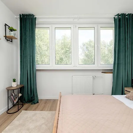 Apartament Jasny I Funkcjonalny W Bielsku-białej Z Jedną Sypialnią By Renters
